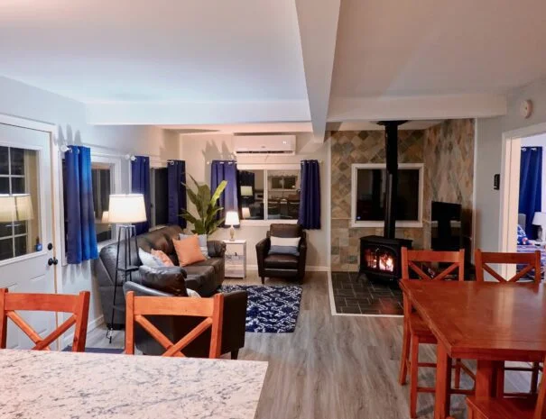 Family room and dining area of Cabin 2